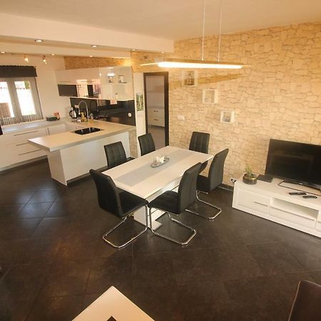 Apartment Martina Цриквеница Экстерьер фото
