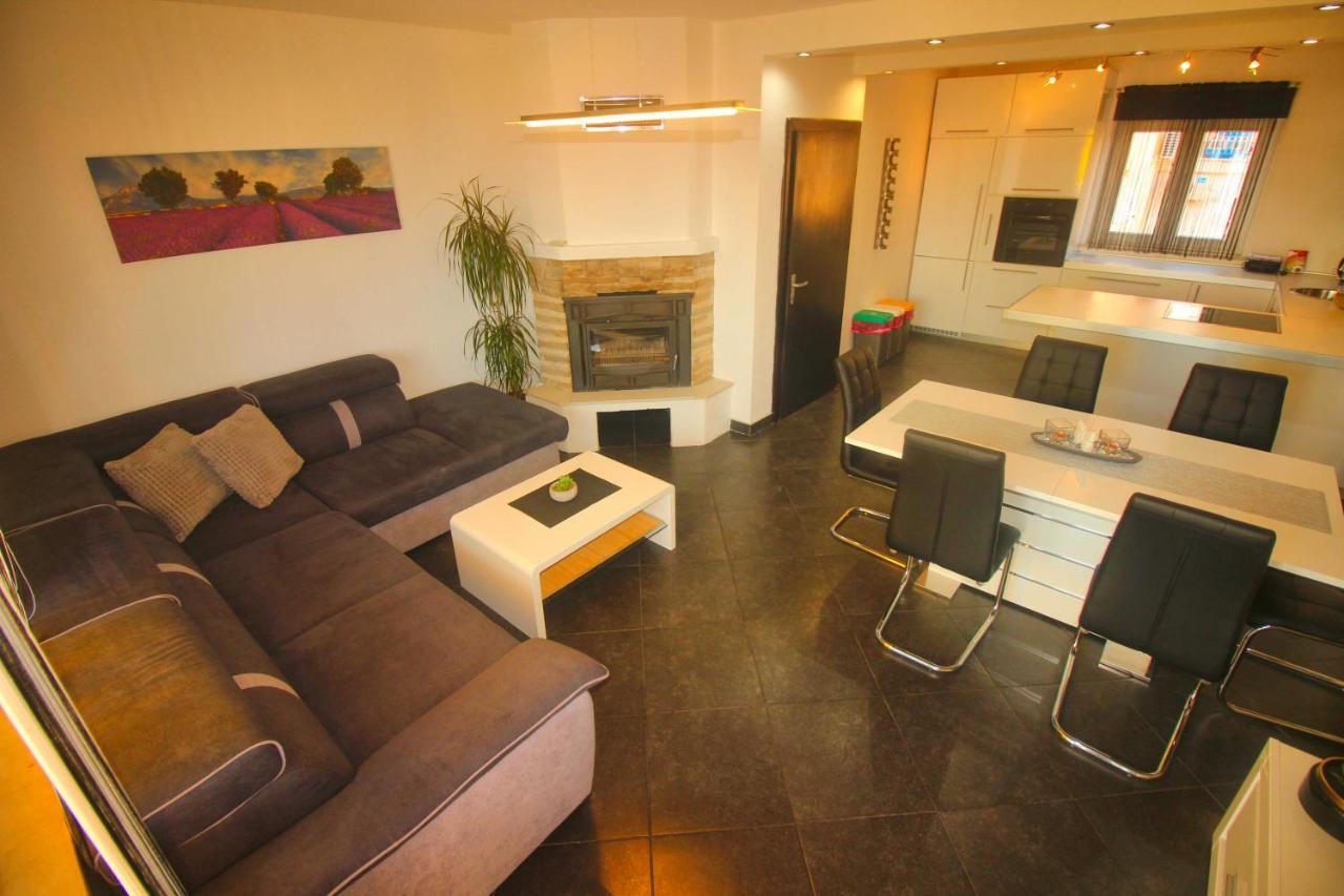 Apartment Martina Цриквеница Экстерьер фото
